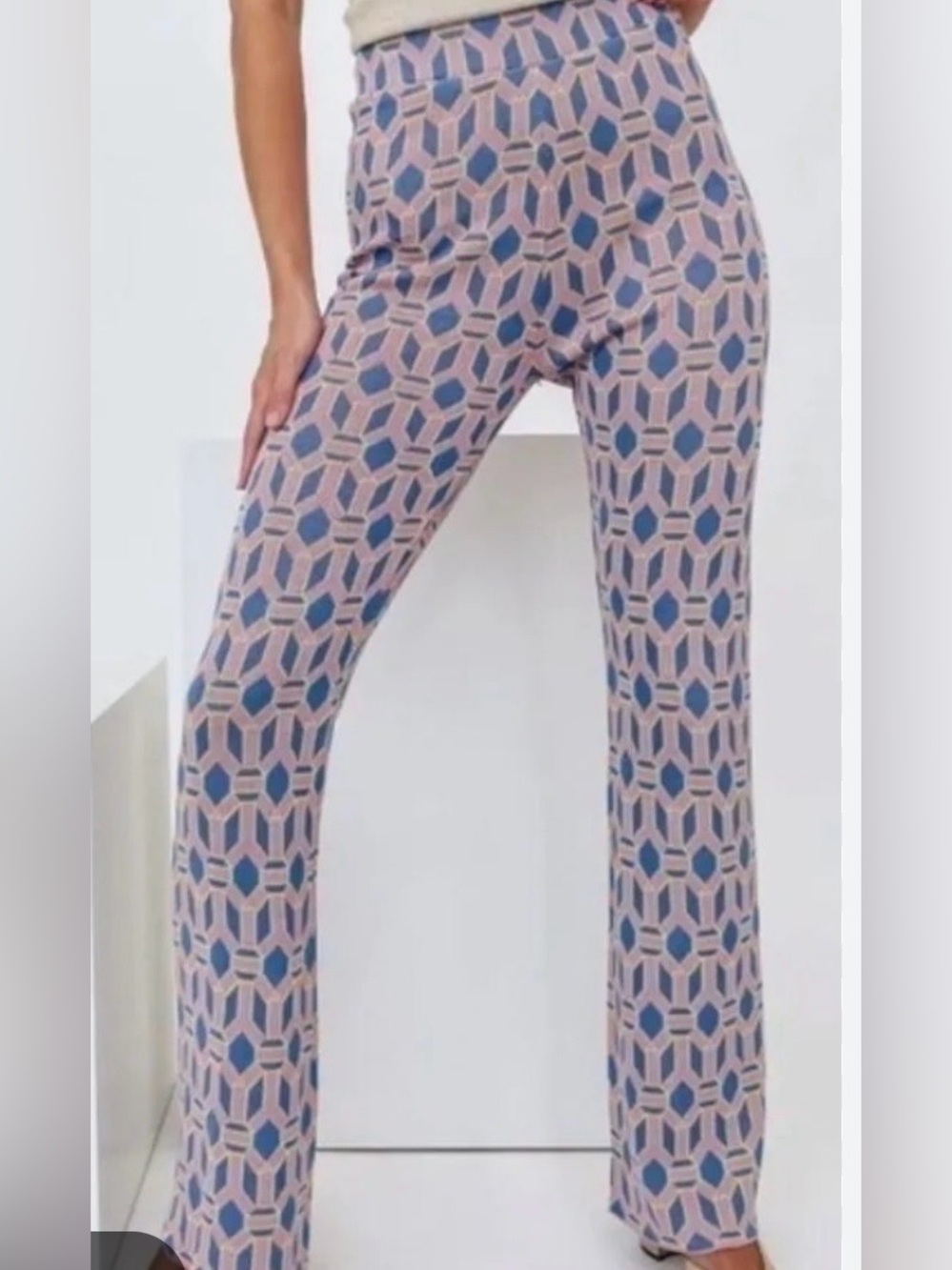 Zara NWT Jacquard Knit Kick Flare Pink & Blue Geometric Pants size S
